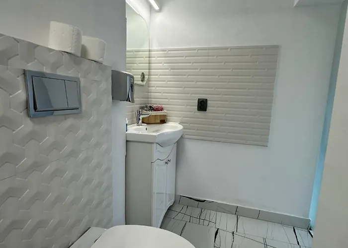 Smarald - Premium In Location & Parking Craiova