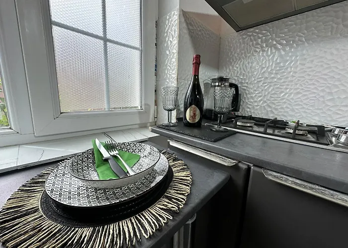 Smarald - Premium In Location & Parking * Craiova